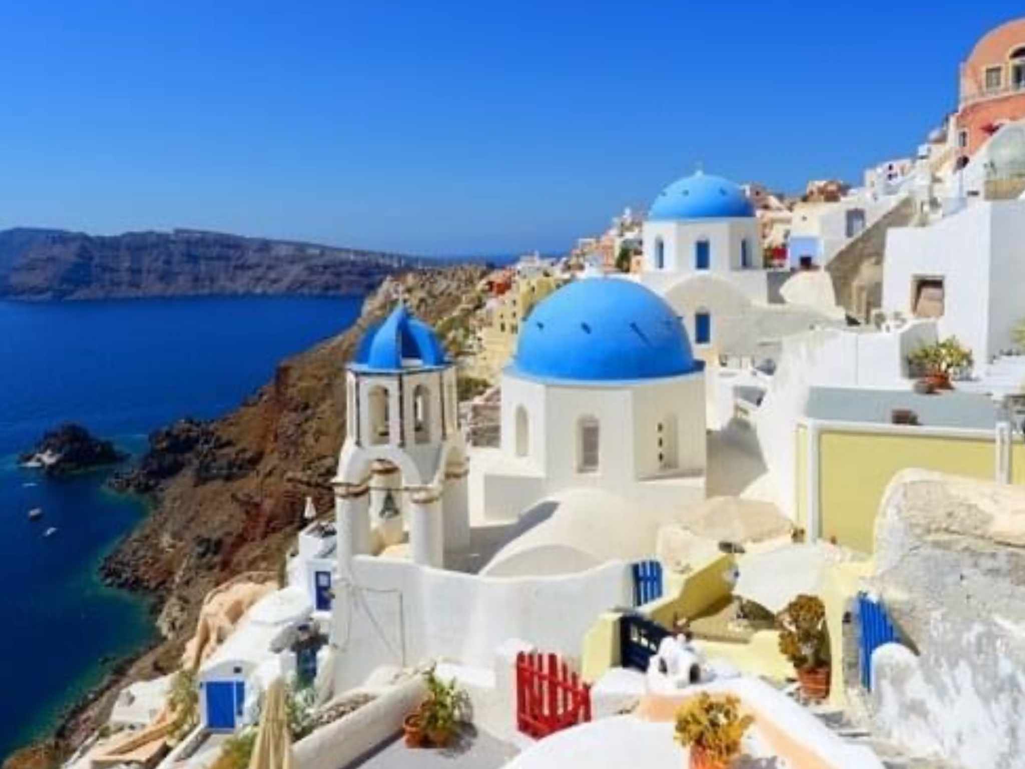 4 Nights Santorini B & B