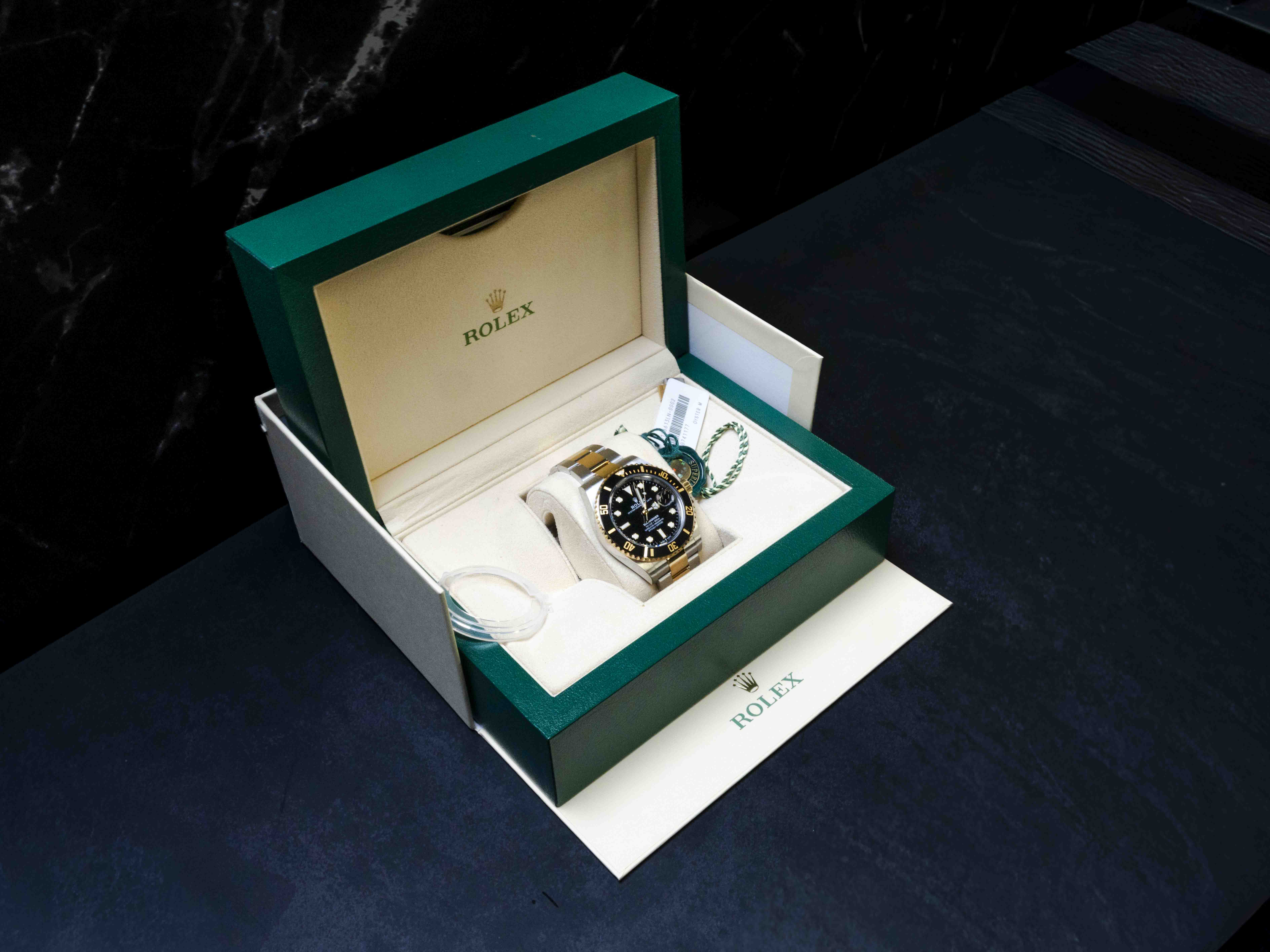 £10,000 OR 2020 Rolex Submariner