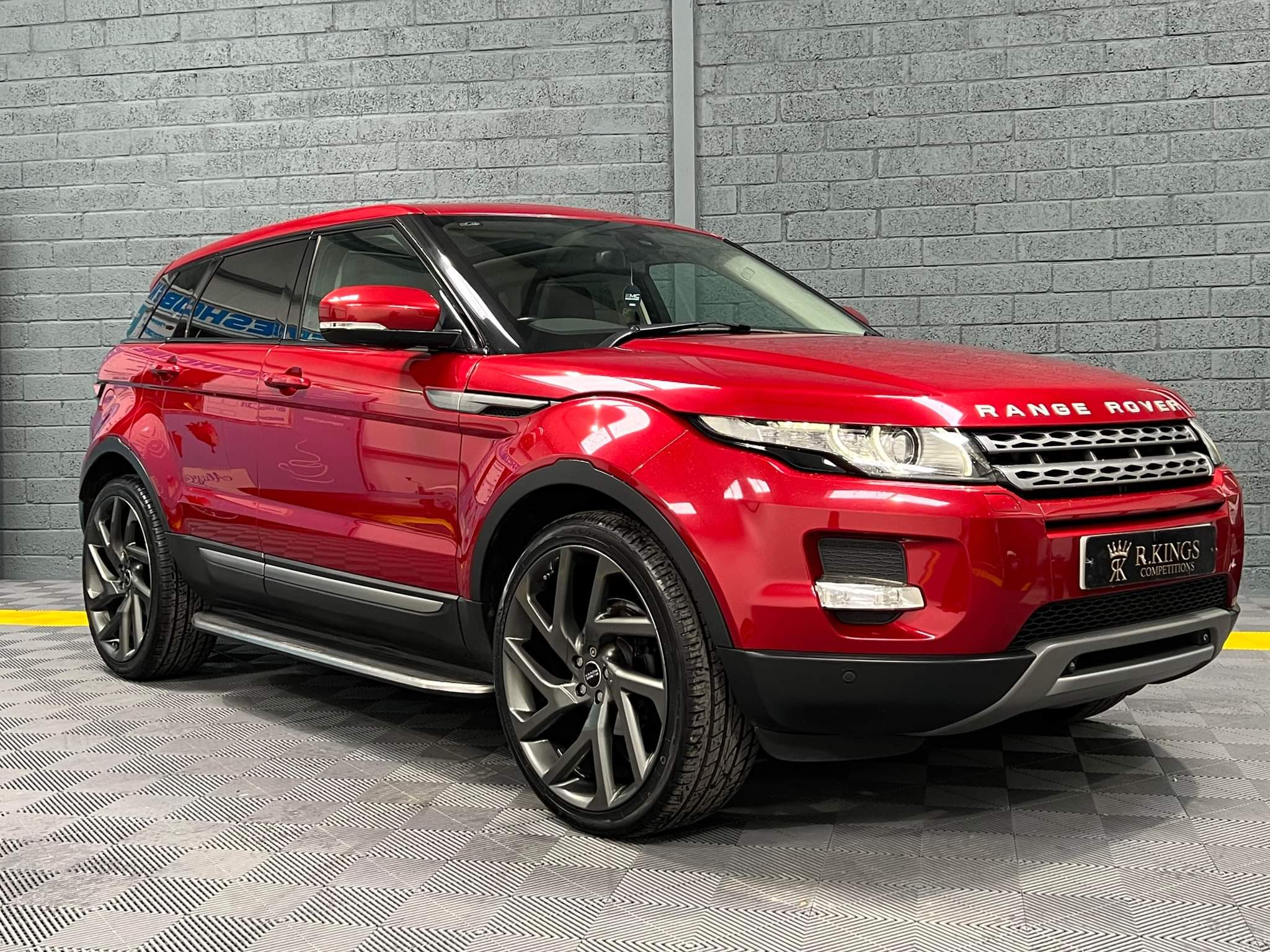 GUARANTEED DRAW TODAY AT 9PM - Range Rover Evoque SD Pure